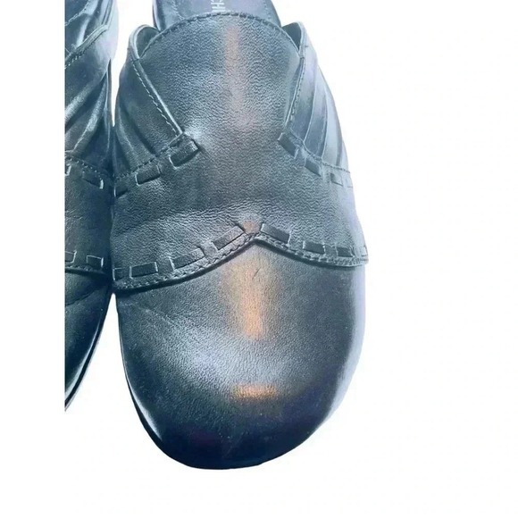 Michelle D. Women’s Slip-On Black Clogs•Size 6•New With Box•Genuine Leather• - Picture 9 of 11